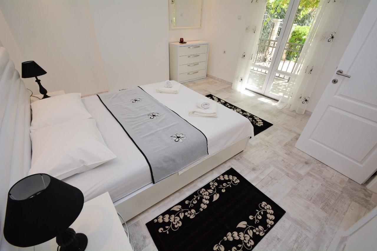 House 91 Daire Kotor