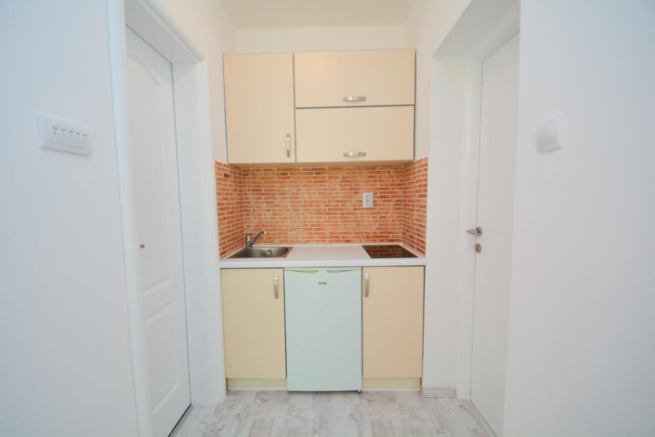 House 91 Kotor